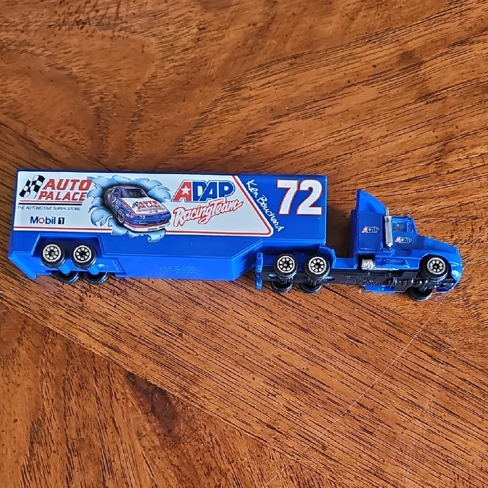 Racing Champions Ken Bouchard #72 Die Cast Tractor Trailer 90s Collectors EUC